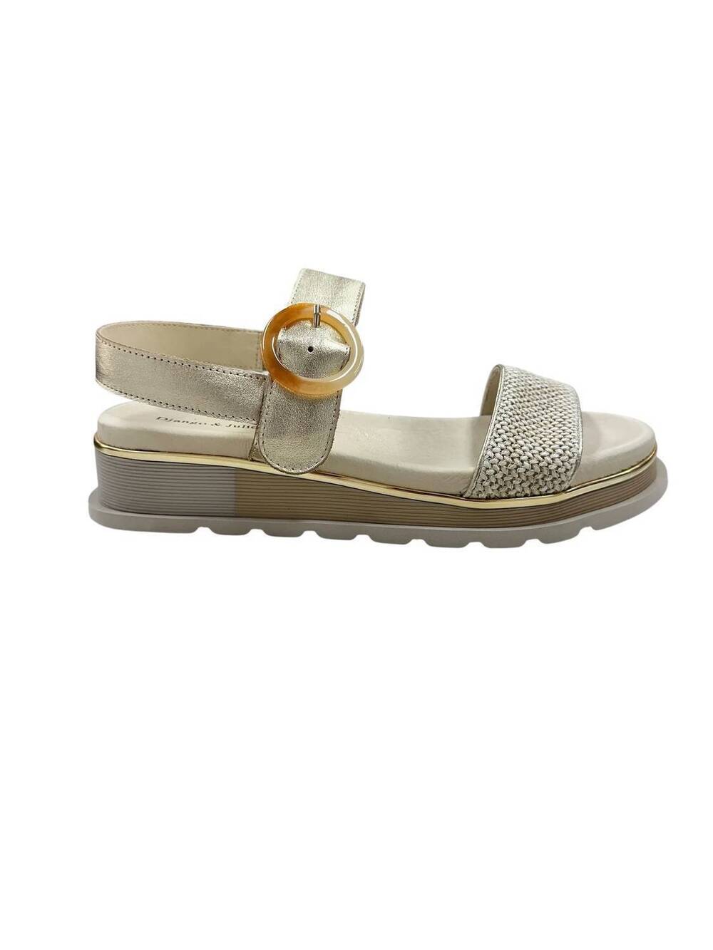 NEW DJANGO & JULIETTE women's chaviva backstrap sandal in latte-gold